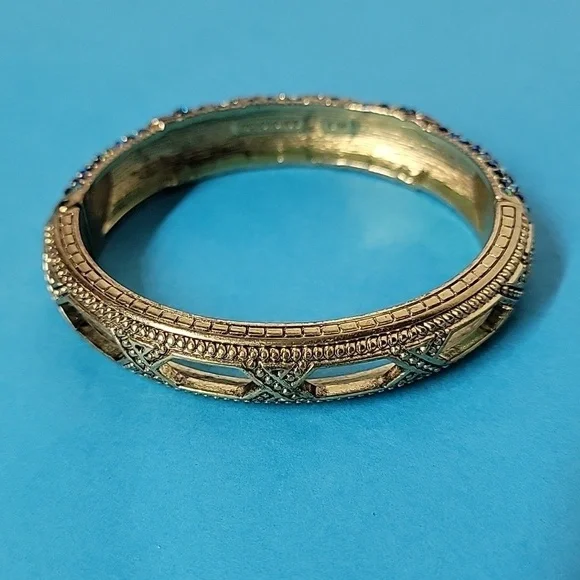 7 PIECE Heidi Daus Lavish Layers Crystal Accented Necklace Bracelet Ring Earring - Picture 12 of 16